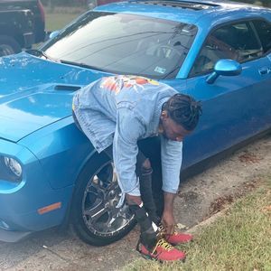 Meet your Posher, Arie